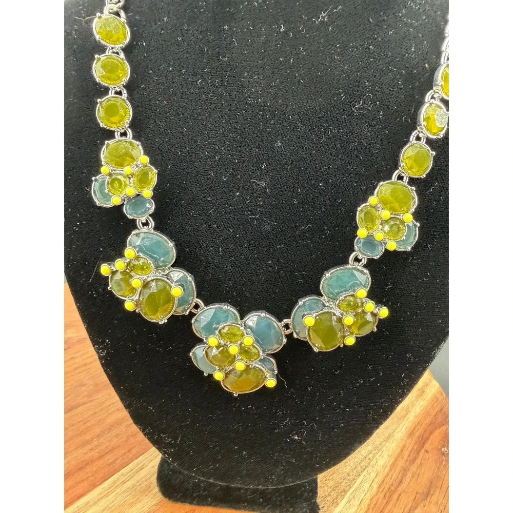 Talbots Statement Necklace Women OS Green Blue Silver Tone Bib Chunky Faceted